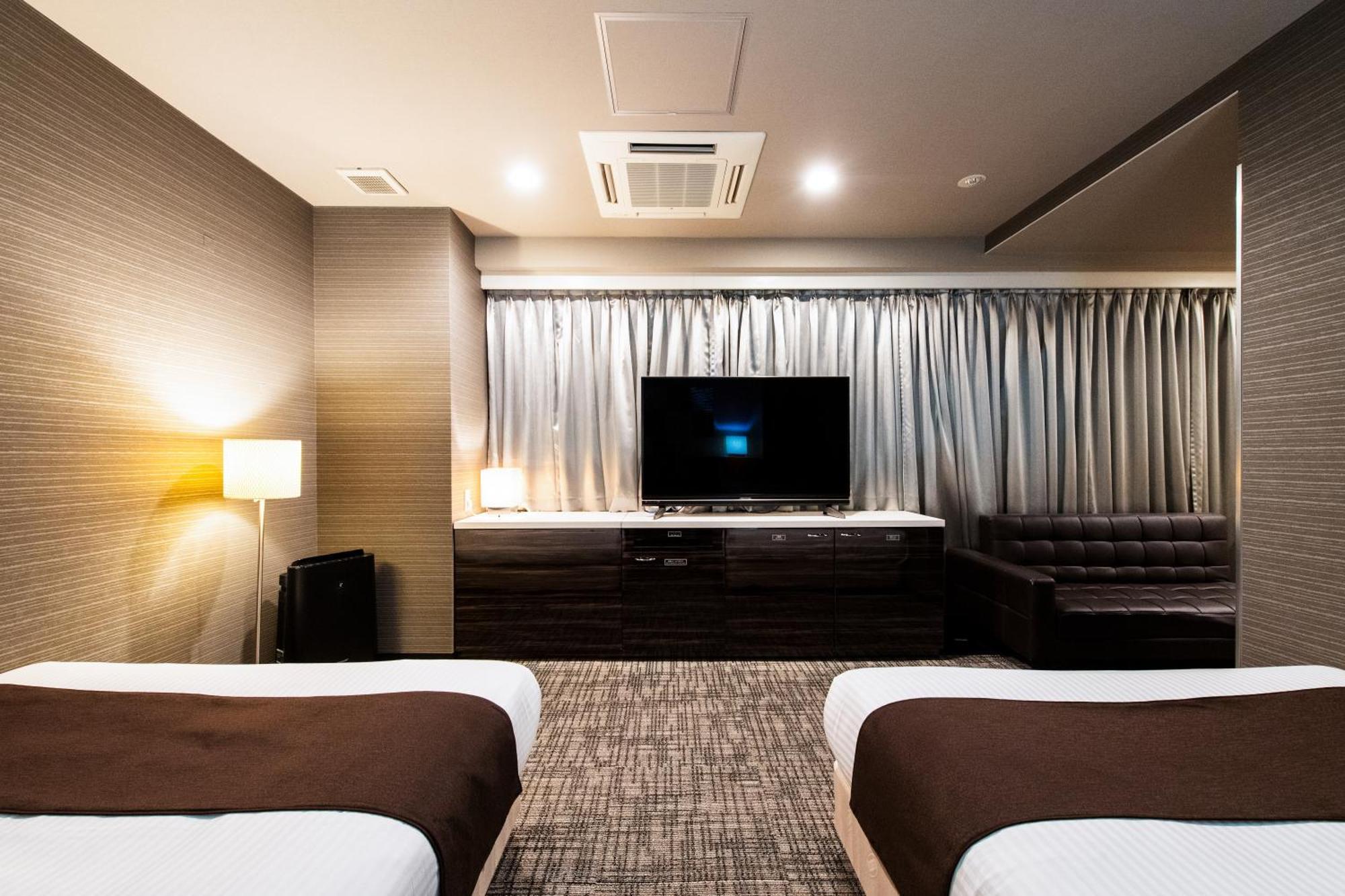Urvest Hotel Kamata Tokyo Exterior photo